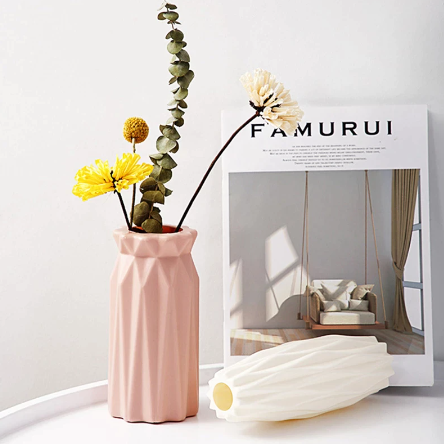 Home Nordic Plastic Vase Simple Small Fresh Flower Pot Storage Bottle for Flowers